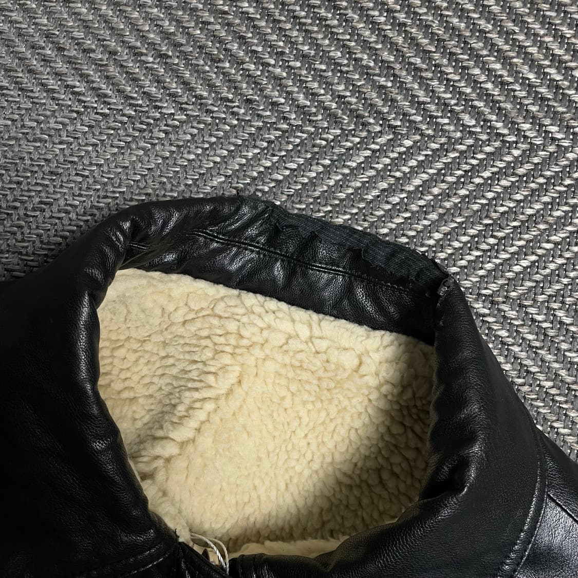 쥬시쥬디 우먼스 리버시블 가죽×플리스 크롭 쉐르파 레더자켓o 5359 상품이미지4