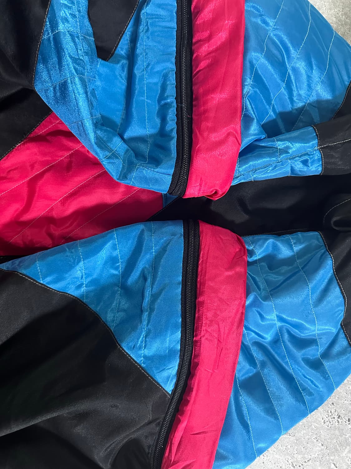 멀티 컬러 블로킹 쉐브론 퀼팅 2WAY 바람막이 상품이미지4