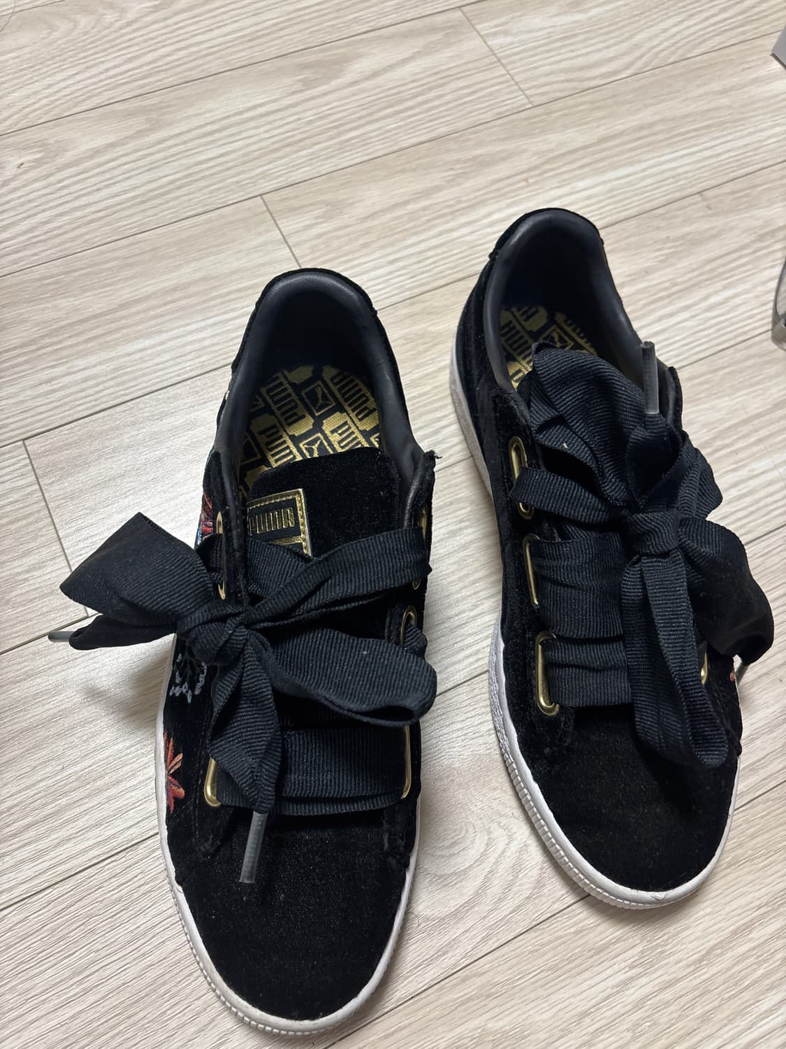 푸마 바스켓 하트 벨벳 하이퍼 EMB 우먼스 상품이미지2