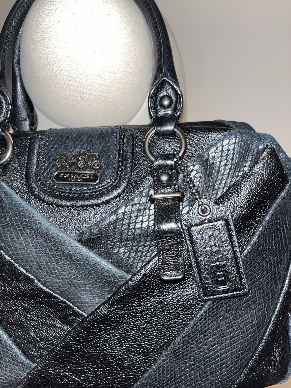 📦Coach 2000y2k black shoulder bag 상품이미지5