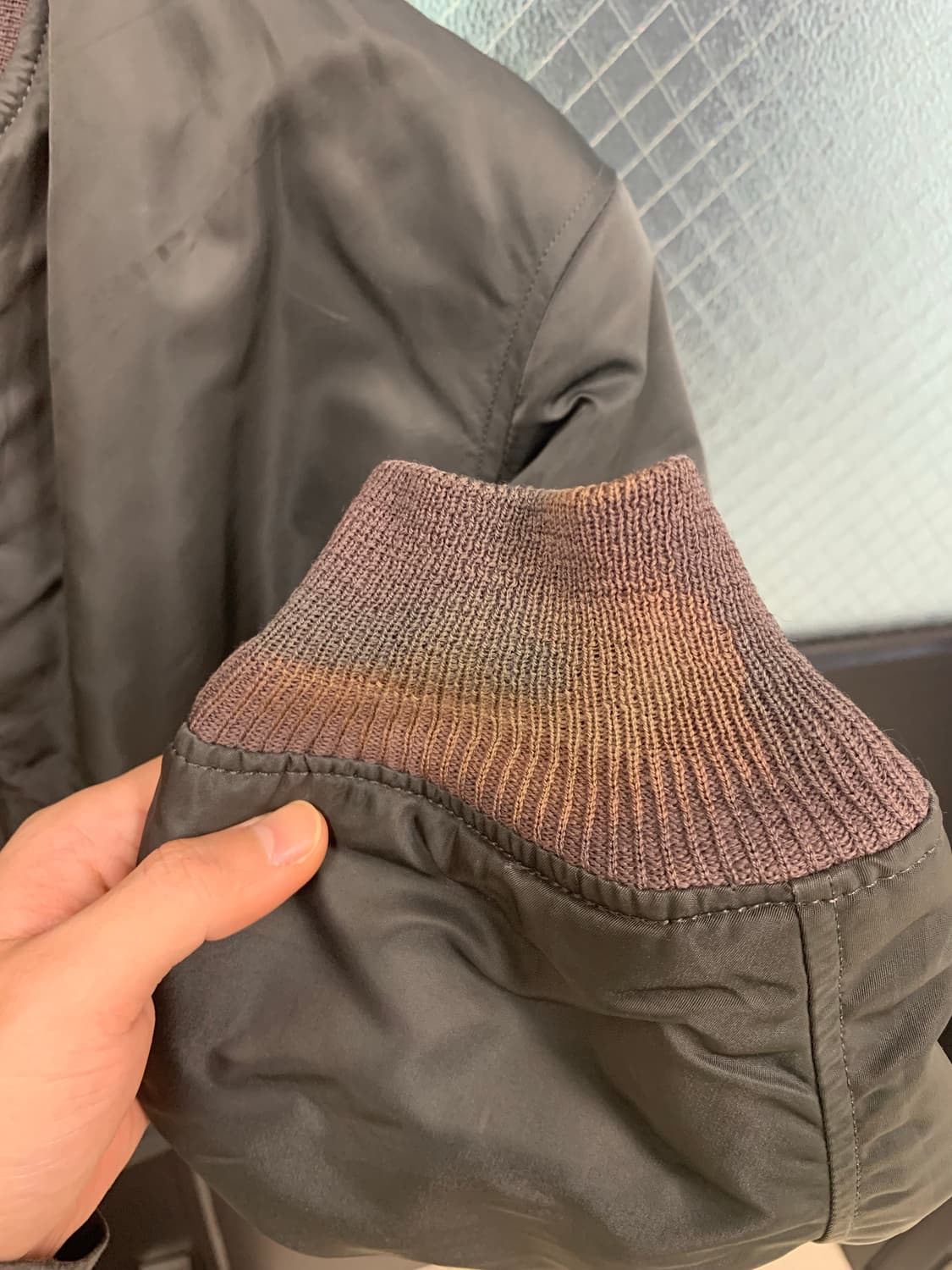 데드스탁급) 알파인더스트리 1968 정밀복각 MA-1 M사이즈 상품이미지7