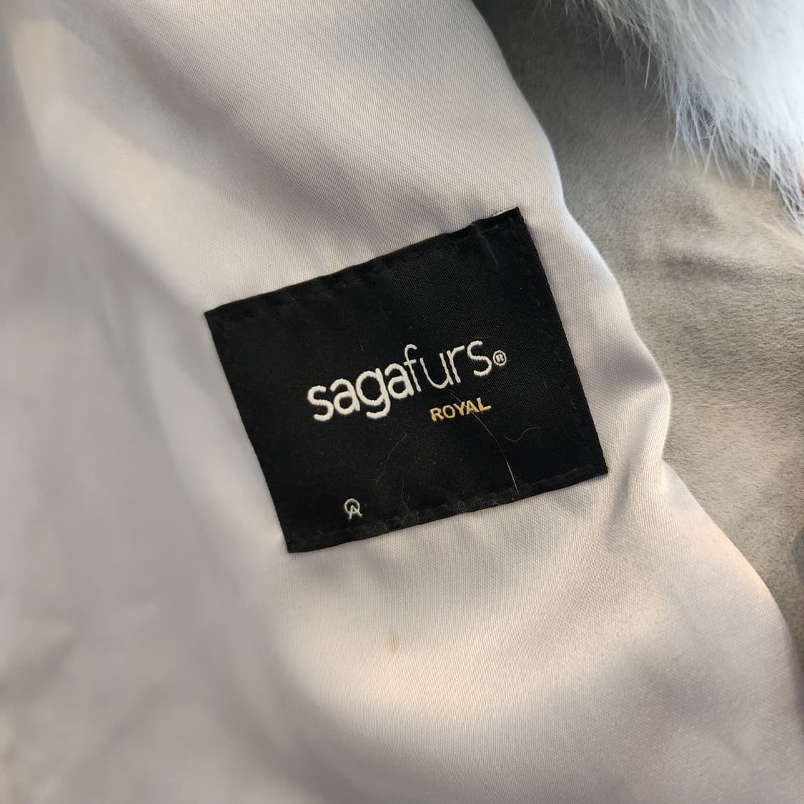 새상품 리얼 폭스베스트 로얄등급 상품이미지3