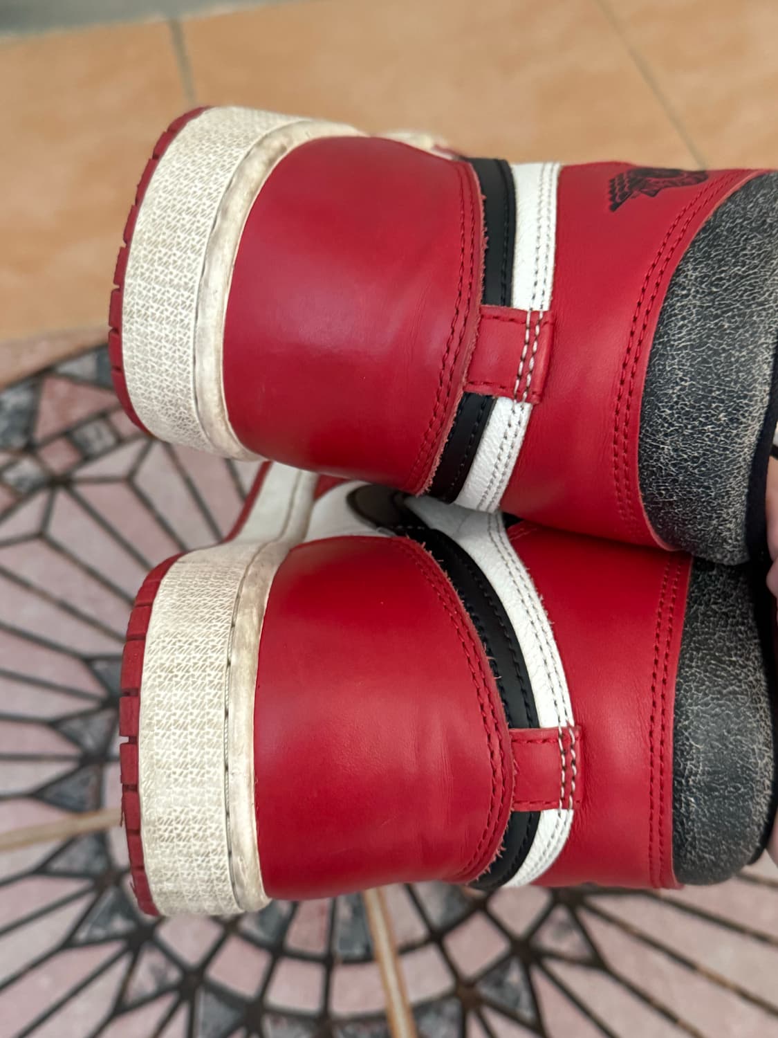 나이키 조던 1 레트로 하이 og 시카고 2022 상품이미지3