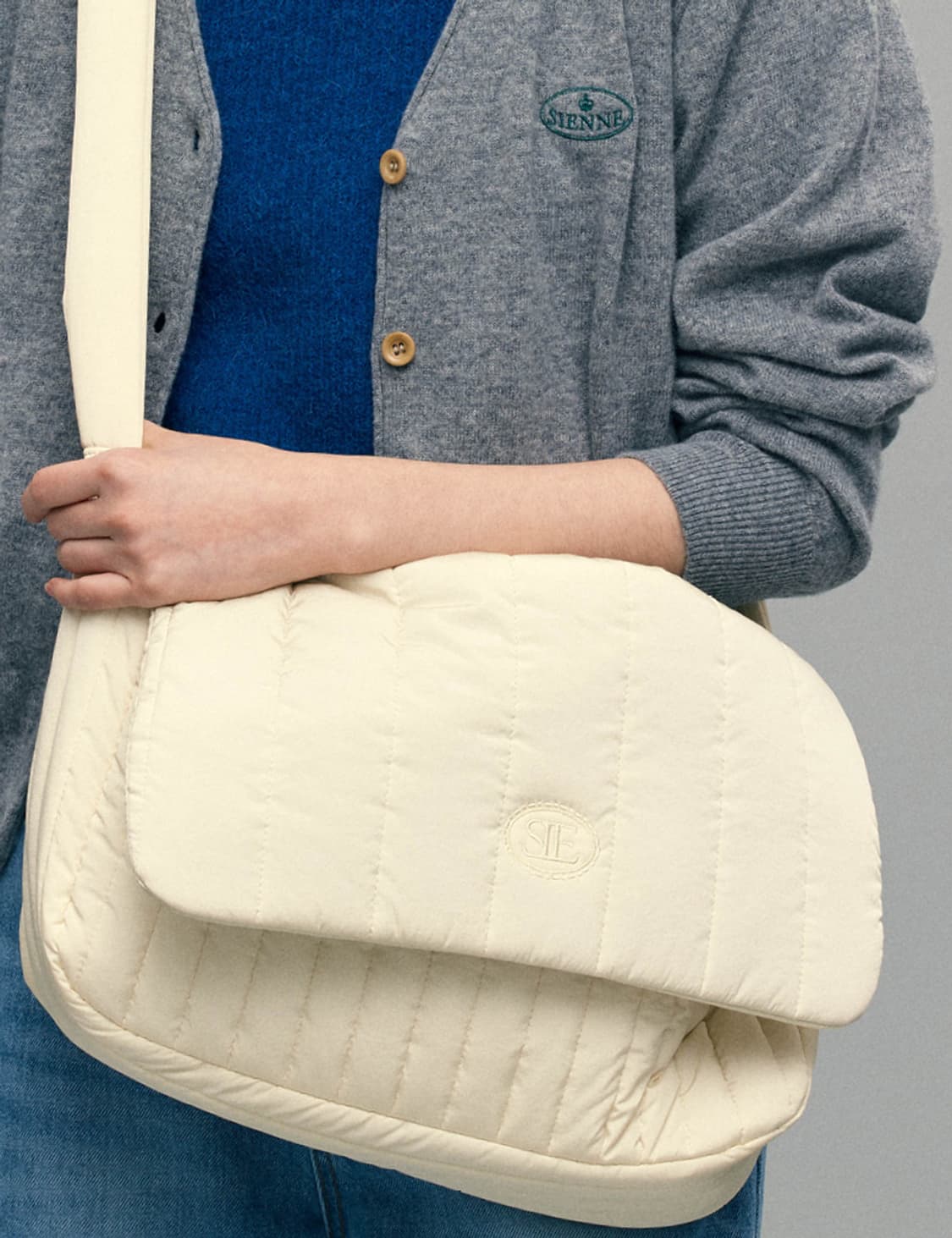 시엔느 패딩백 크로스백 크림 상품이미지5