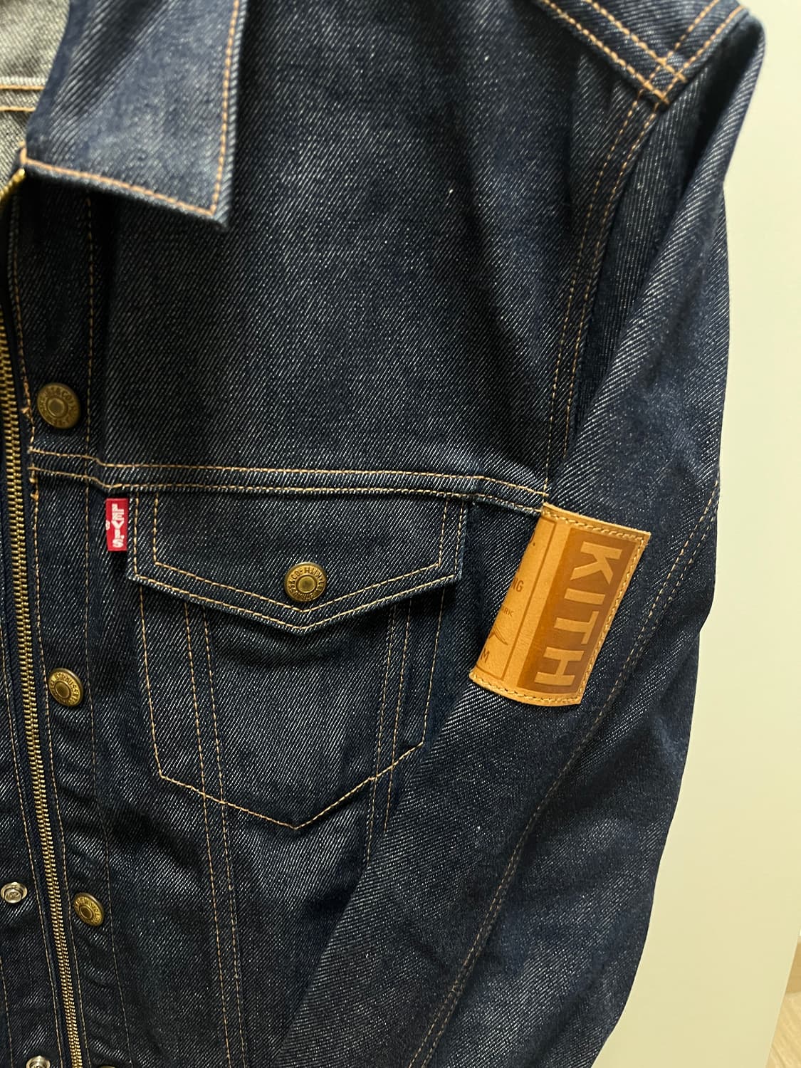 Kith  x  Levis 데님 트러커 자켓 상품이미지2