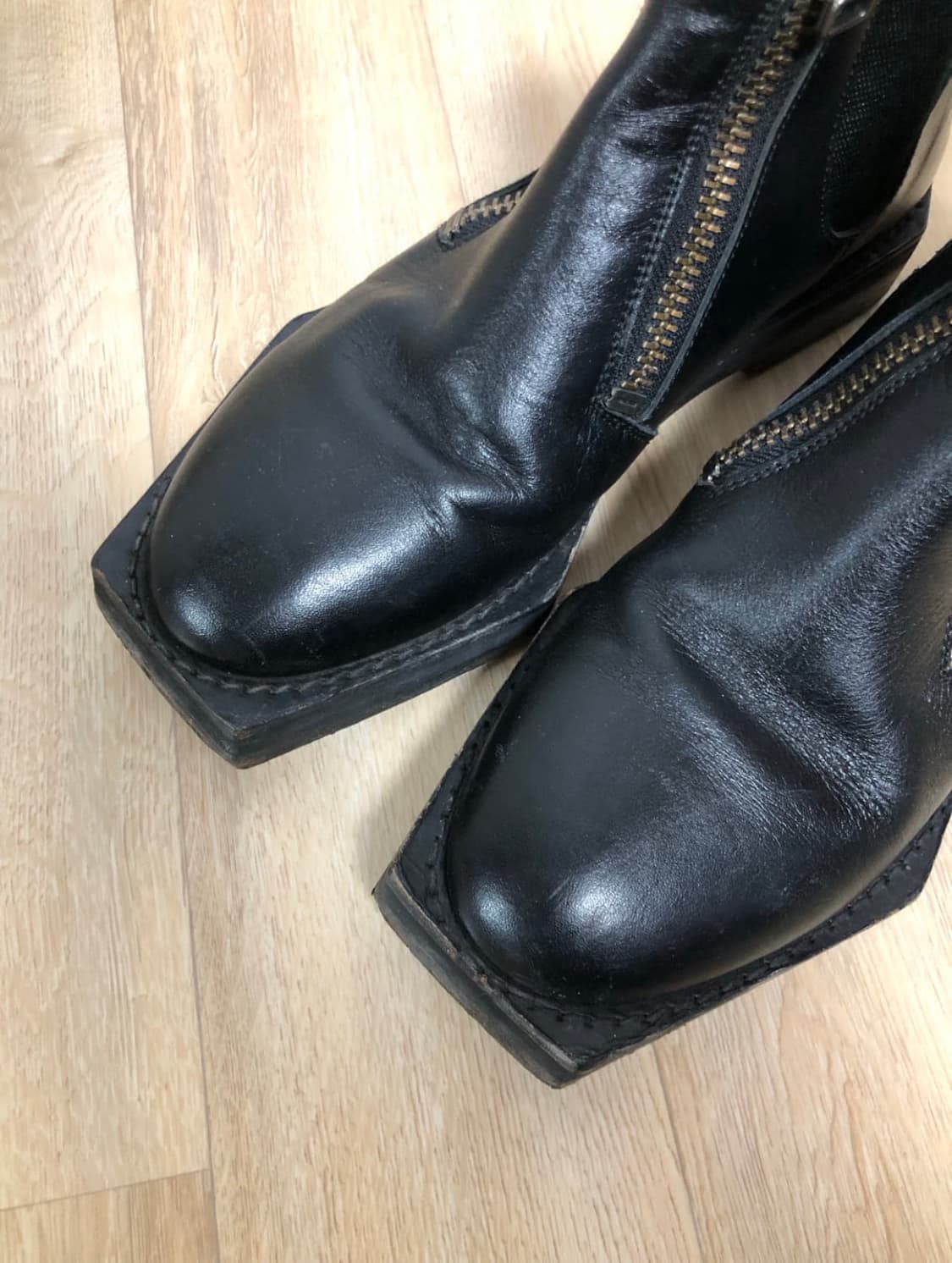 Banal chic bizarre 바날 시크 비자르 스퀘어토 부츠 마틴ㄹ 상품이미지2