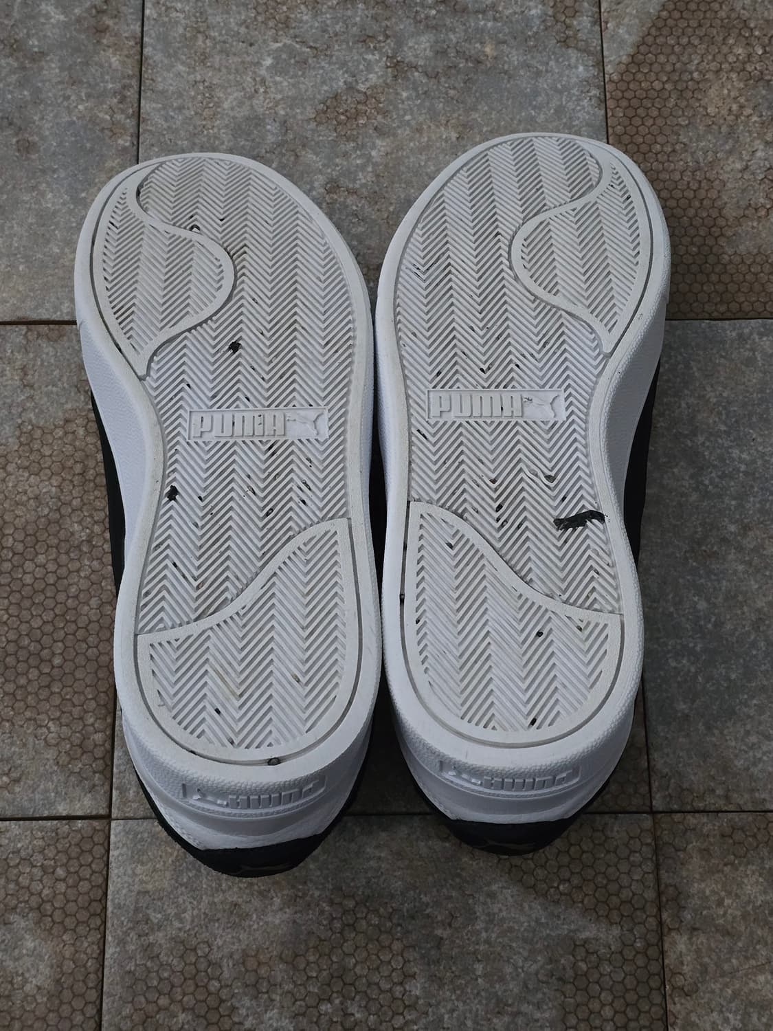 (280)푸마 셔틀 화이트 블랙 상품이미지9