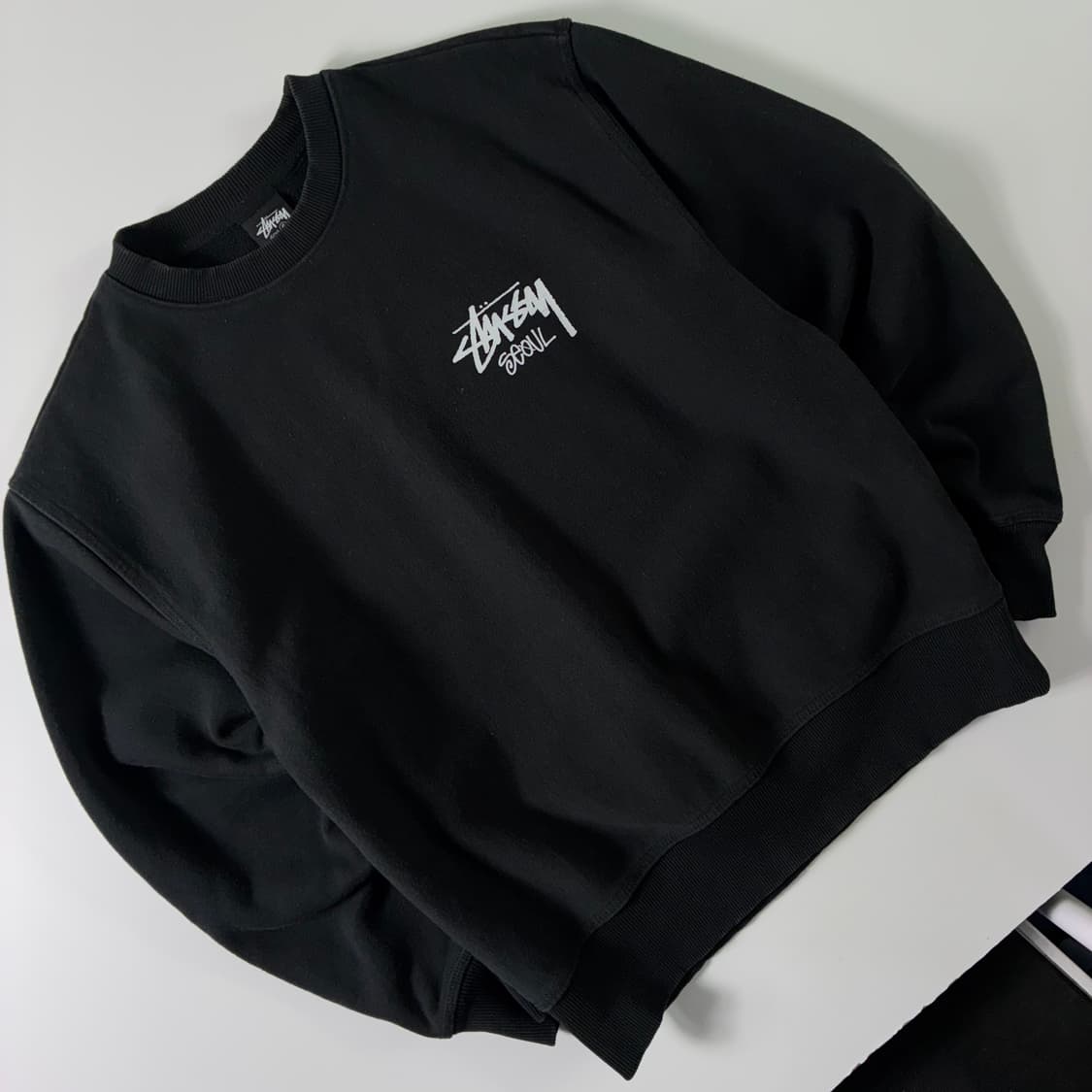 Stussy  스투시 스탁 서울 코튼 블랙 맨투맨  상품이미지2