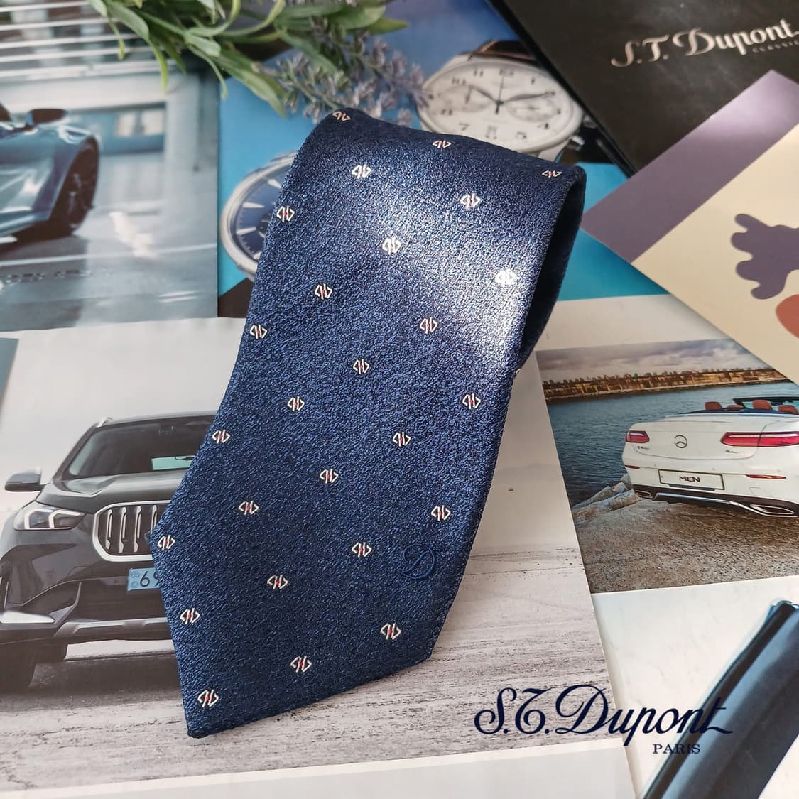 에스 티 듀퐁 실크 네이비 패턴 넥타이 8.2cm A등급 A19275
 상품이미지1