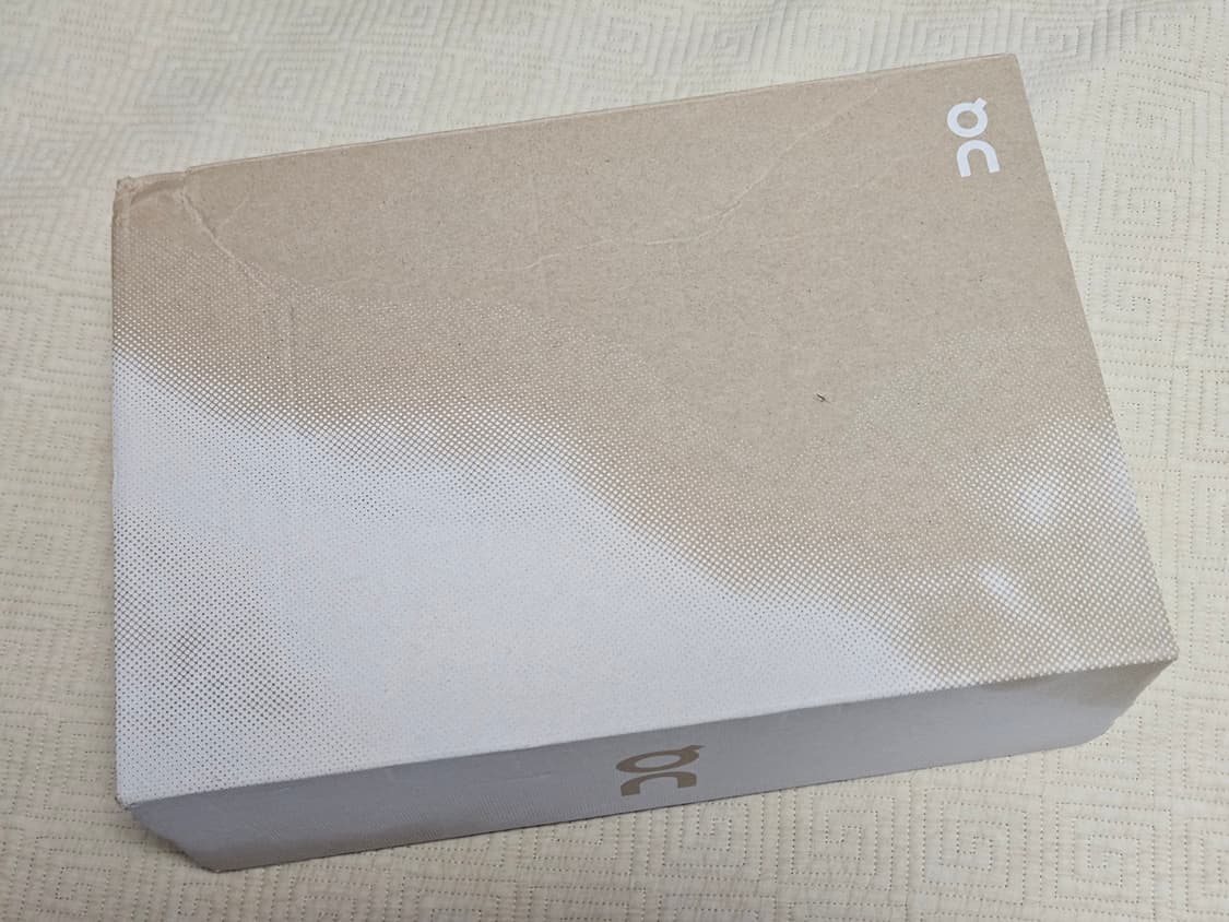 온러닝 클라우드울트라 2(샌드/블랙 270 새상품) 상품이미지4