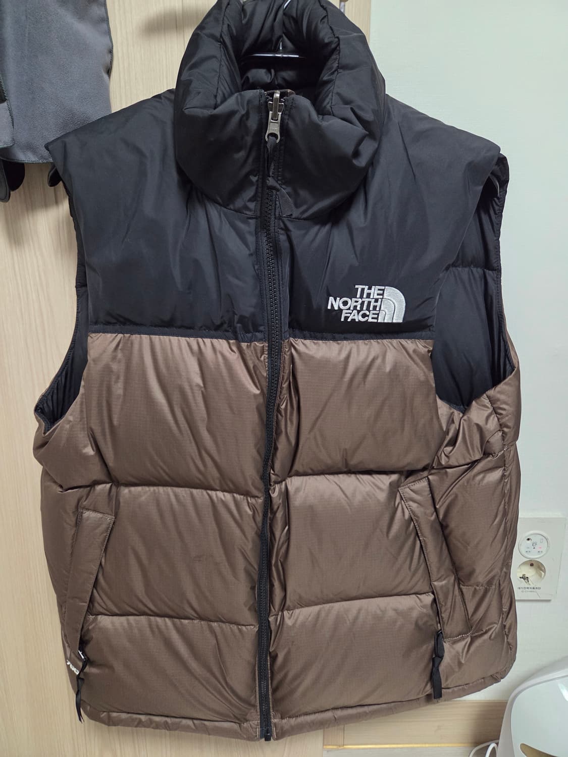 노스페이스 눕시 베스트 브라운 해외판 M 상품이미지1