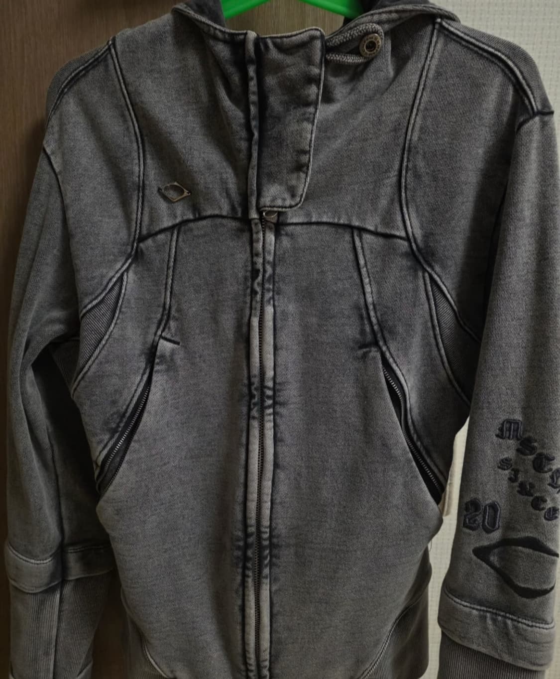 (W) 미스치프 컷 오프 후드 워시드 차콜 - M size 상품이미지2