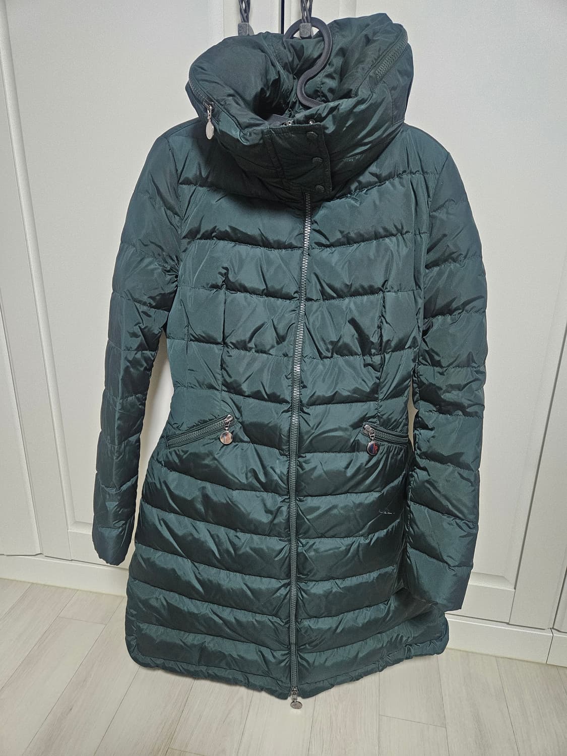 [0] 정품 몽클레어 플라메뜨 다크그린 상품이미지1