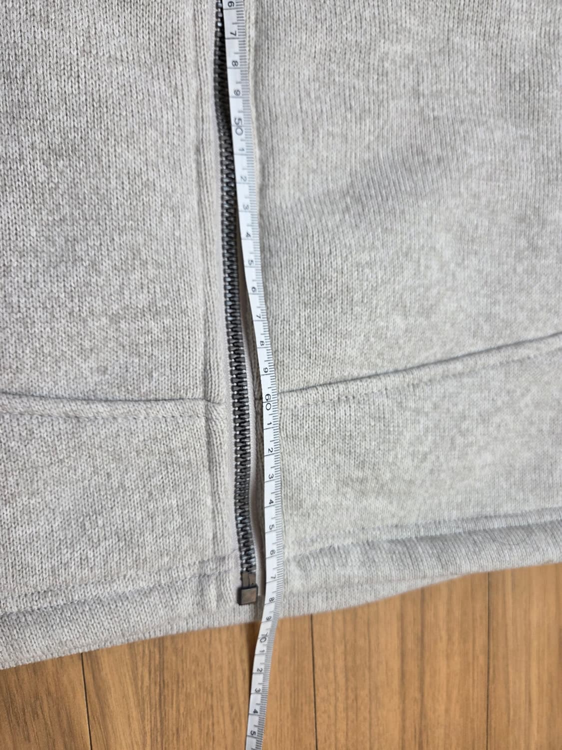 아이보리 색상 내셔널지오그래픽 플리스 자켓 M사이즈입니다. 넥라인까지 올 상품이미지5