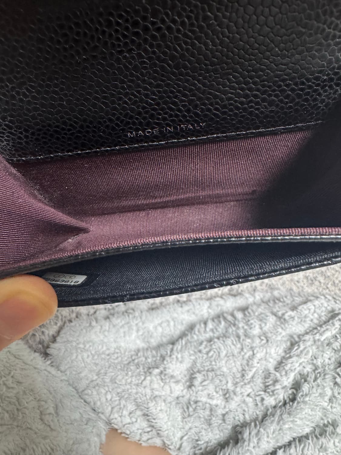 샤넬 캐비어 똑딱이 은장 카드지갑 블랙 상품이미지8