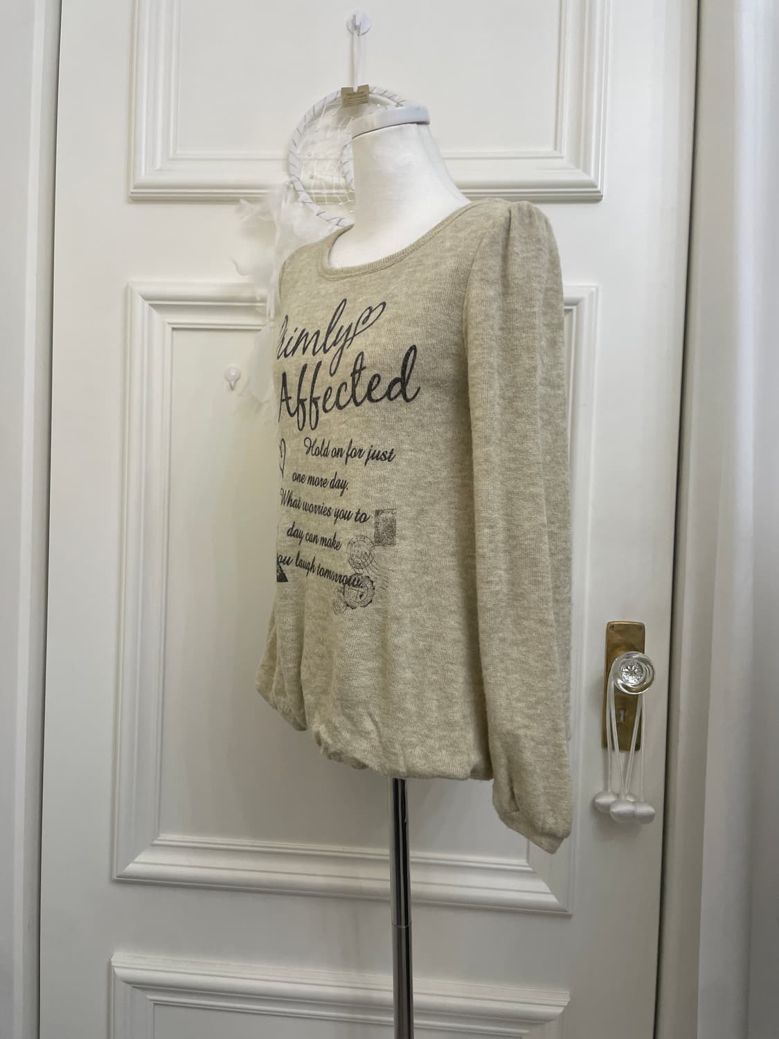 khaki melange lettering cute peplum top 상품이미지2