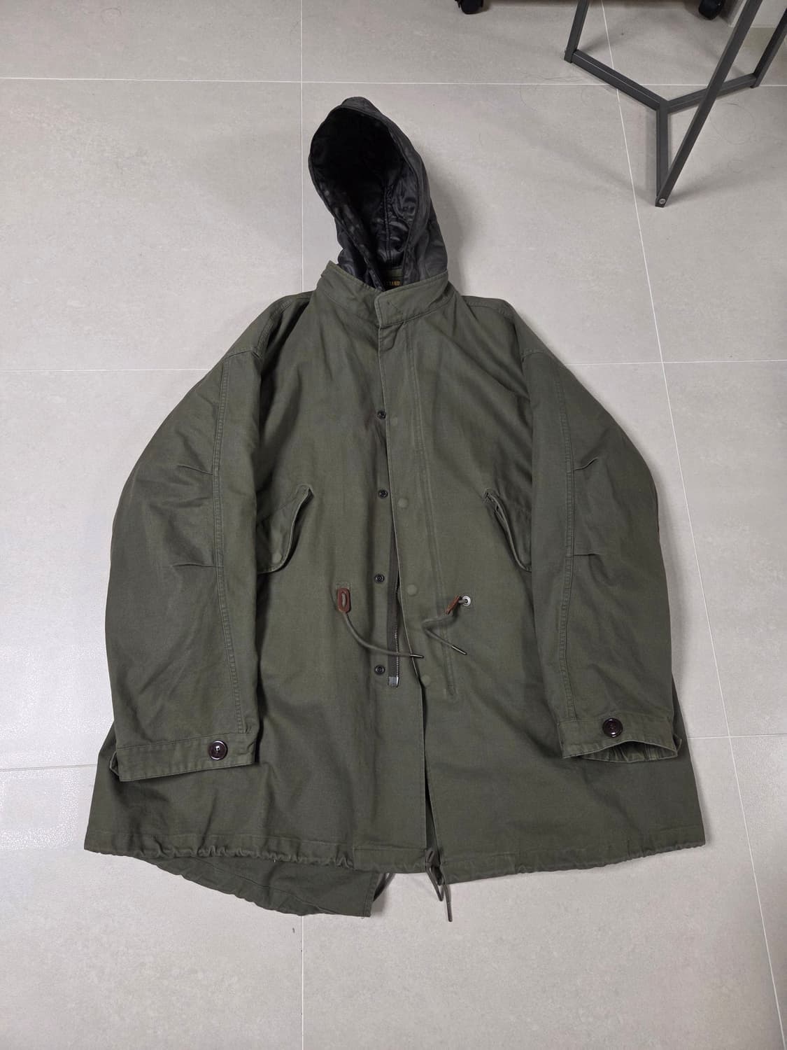 아웃스탠딩 피쉬테일 파카 L 상품이미지1