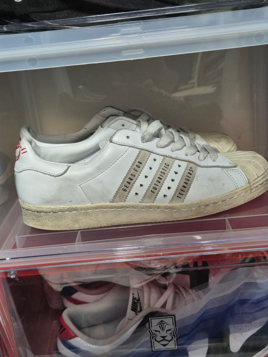 ADIDAS X HUMAN MADE 상품이미지1