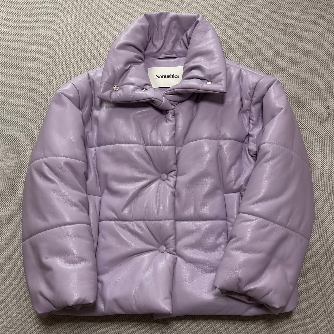 나누슈카(Nanushka) 비건레더 하이넥 패딩 자켓 상품이미지1