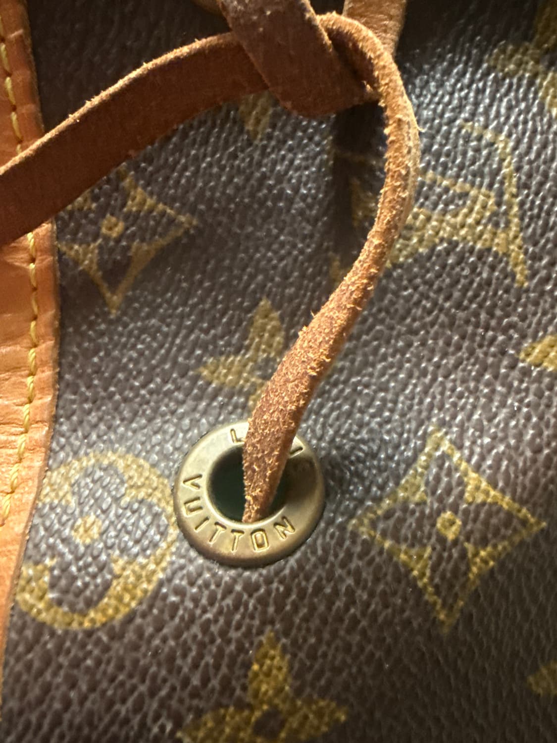 루이비통몽수리백팩 상품이미지5