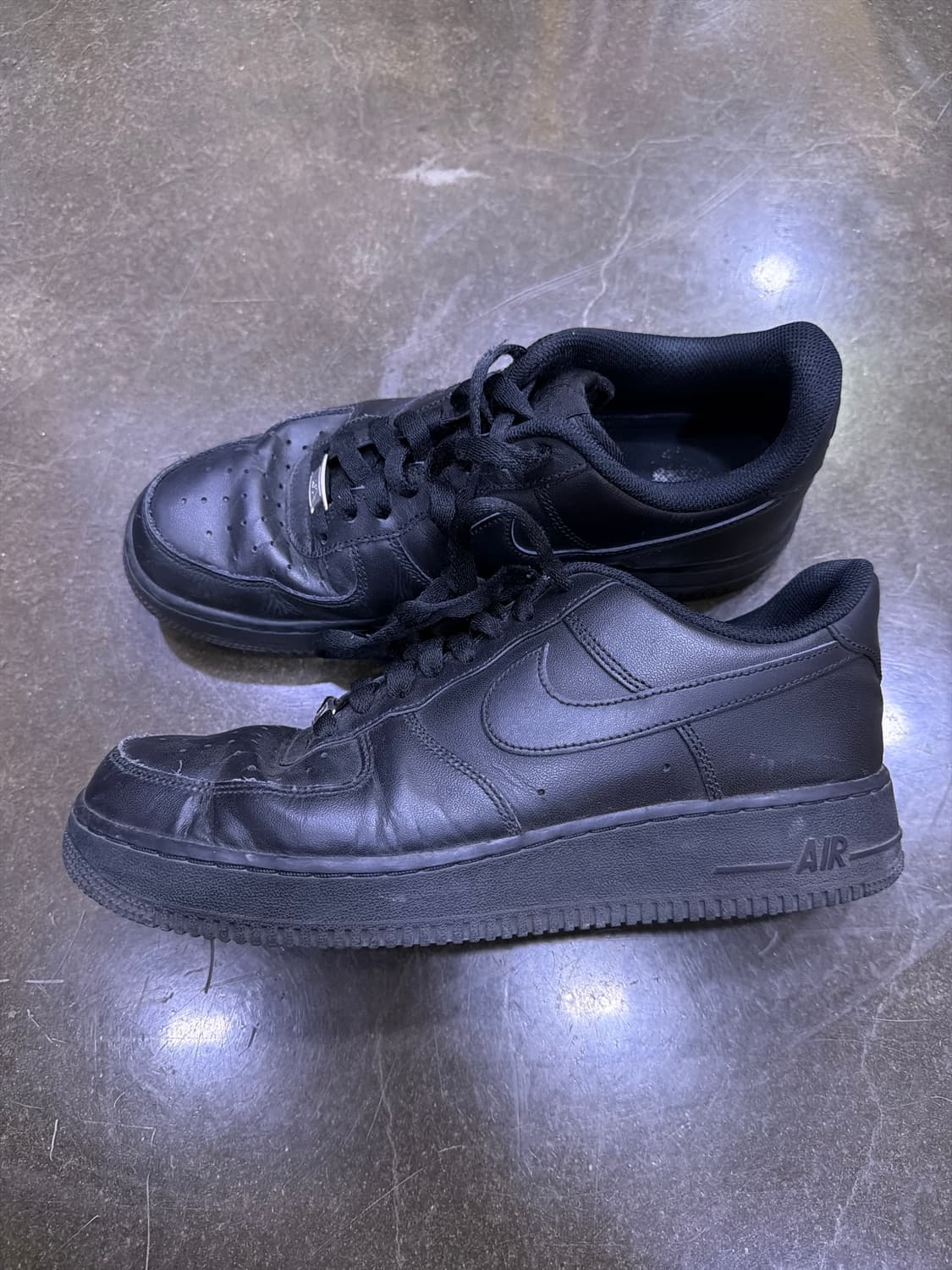 나이키 에어포스 1 07 트리플블랙 로우 270 상품이미지5