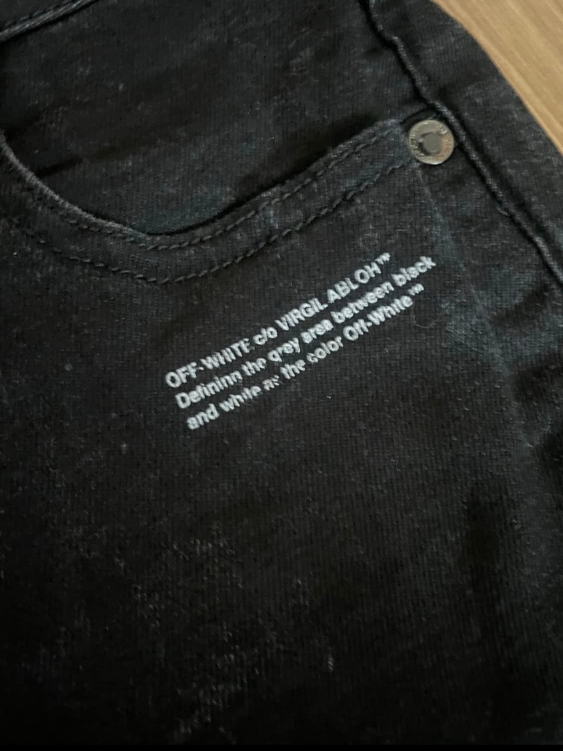 off-white slim fit denim jeans 상품이미지2