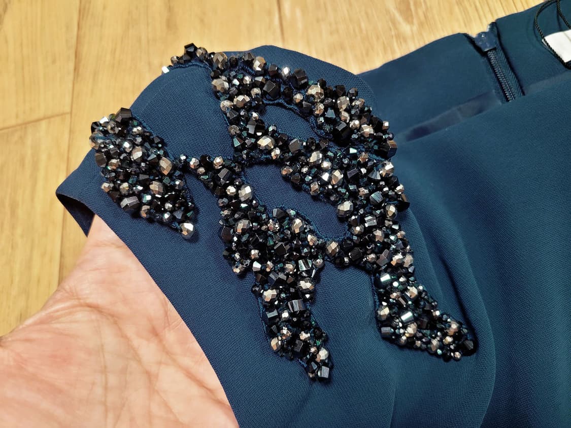  모조에스핀(MOJO.S.PHINE) 비즈장식 원피스 55-66 새상품 상품이미지4