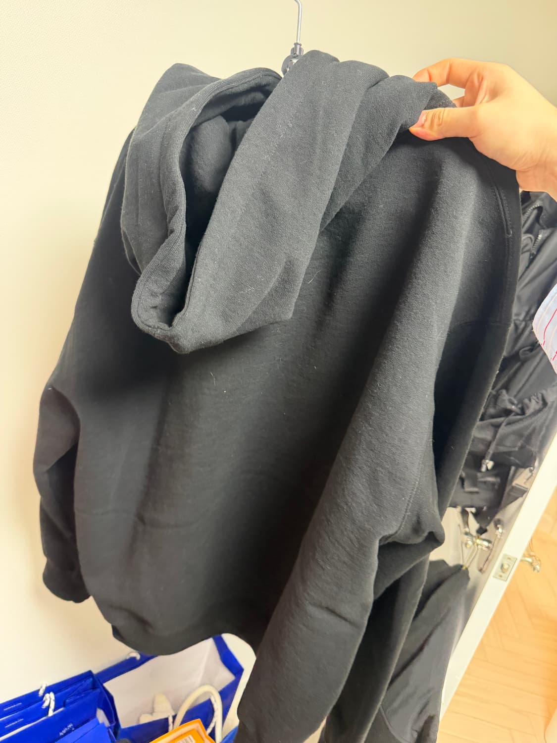 슈프림 미니스몰로고 후드티 L사이즈 판매합니다 상품이미지2