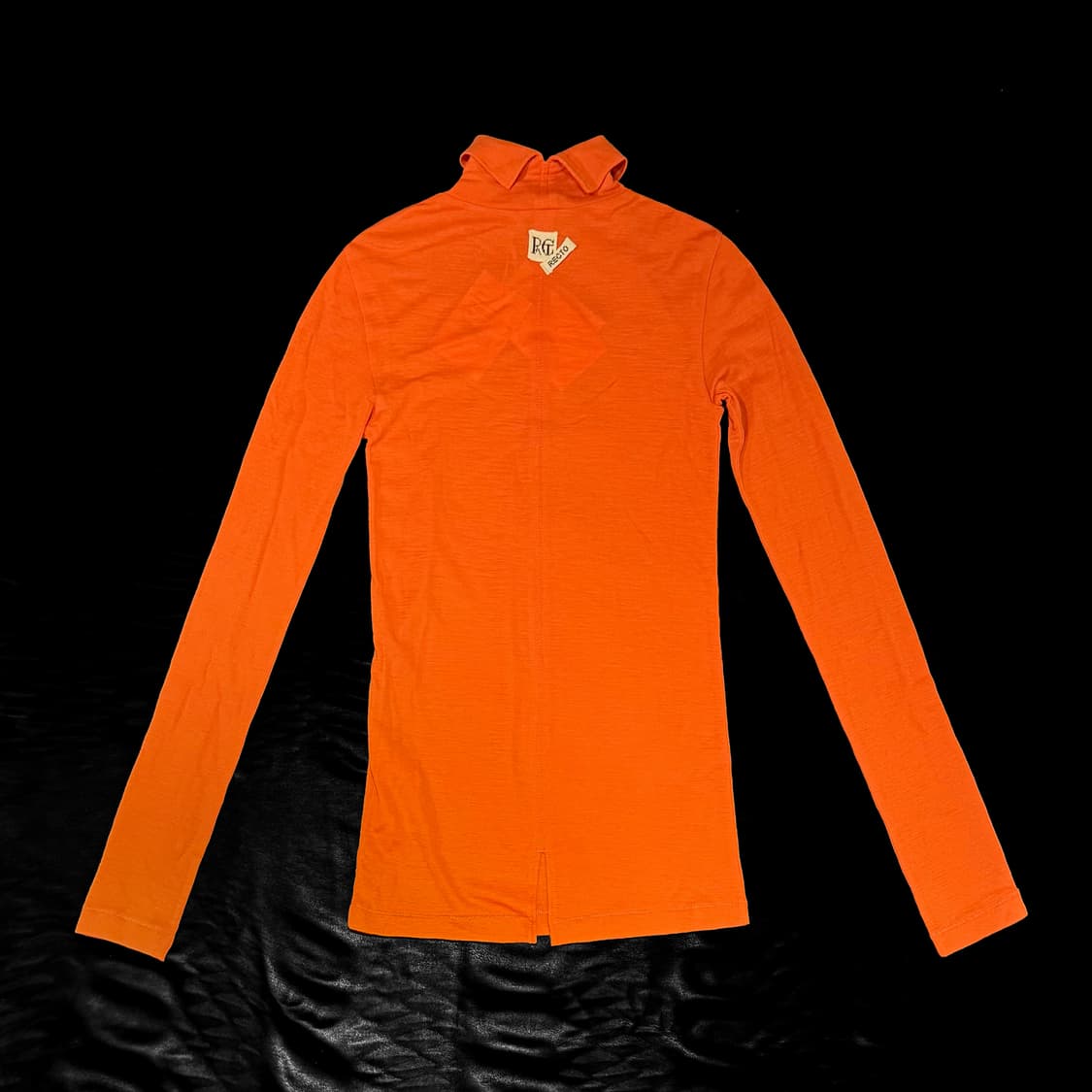 렉토 오버레이 로고 터틀넥 탑 상품이미지2