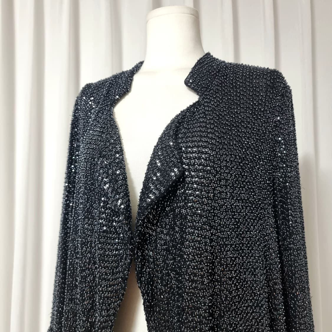 다이앤본퍼스텐버그 DVF 스팽글 비즈 실크 오픈형 가디건 (55-66) 상품이미지4