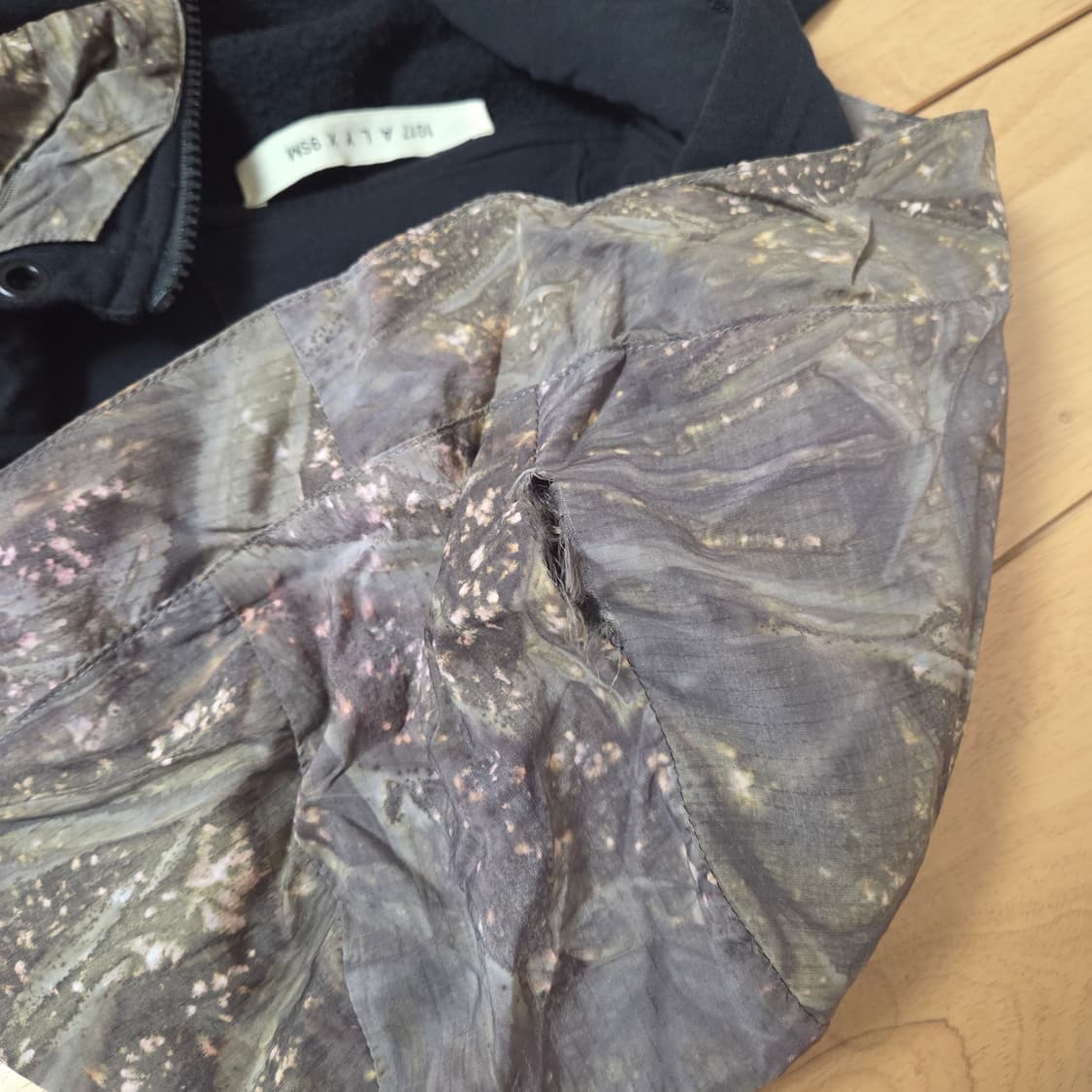 L 알릭스 나이키 카모 후드집업 상품이미지6