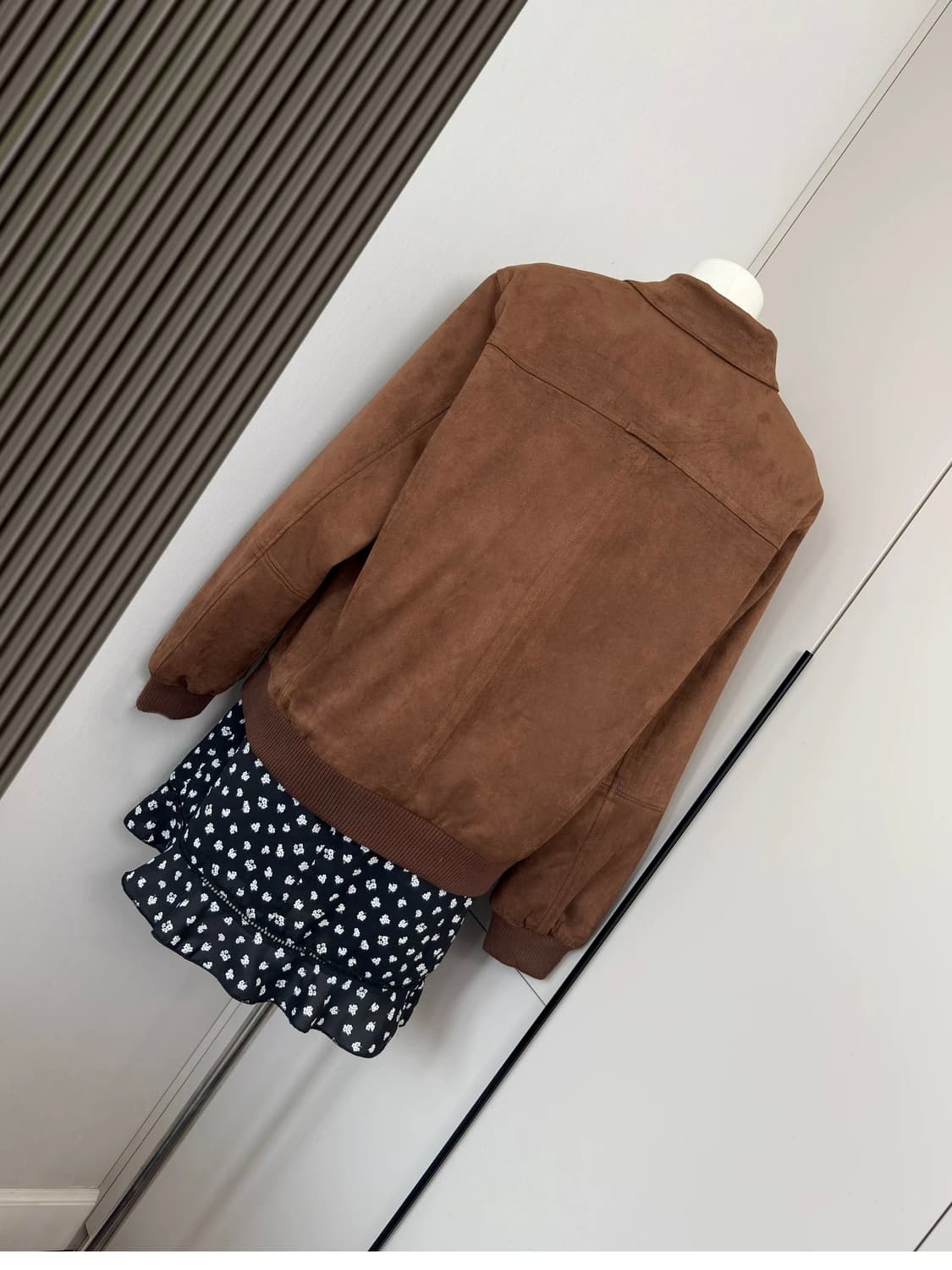 이사통 차무희 스웨이드 자켓 st 상품이미지2