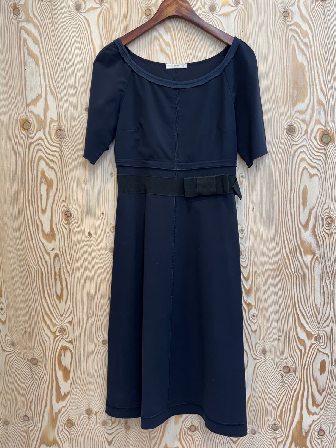 프라다 리본 원피스 상품이미지1