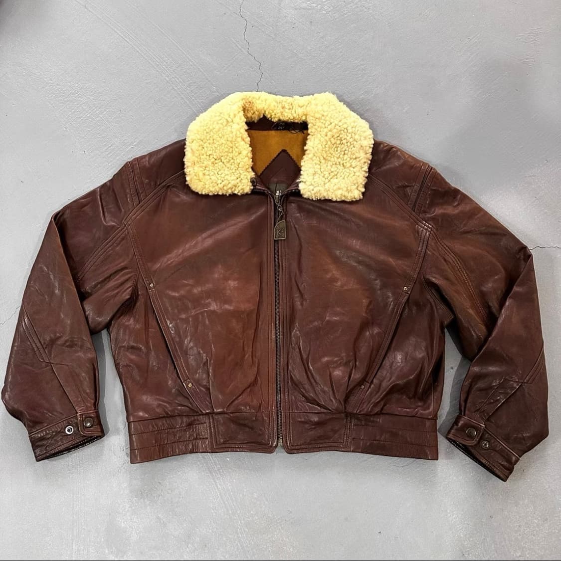 빈티지 램스킨(양가죽) 디태처블 셰르파 칼라 플라이트 자켓 상품이미지2