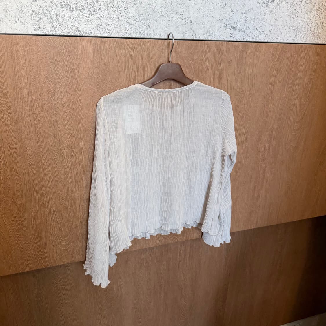 빈티지 라운드넥 플리츠 롱슬리브 블라우스 루즈핏 베이지 상품이미지2