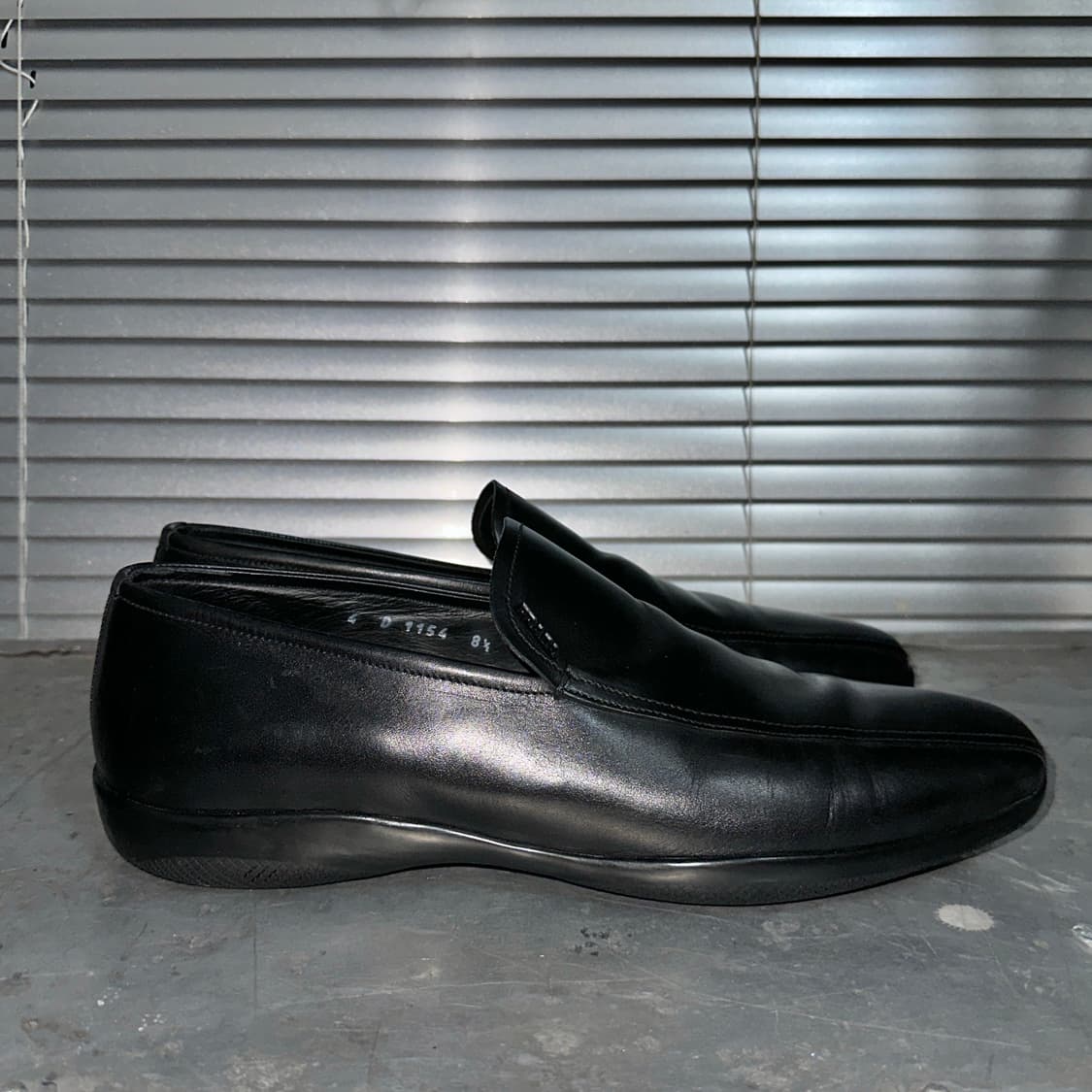 00s 빈티지 블락 프라다 스포츠 스퀘어 토 로퍼 상품이미지5