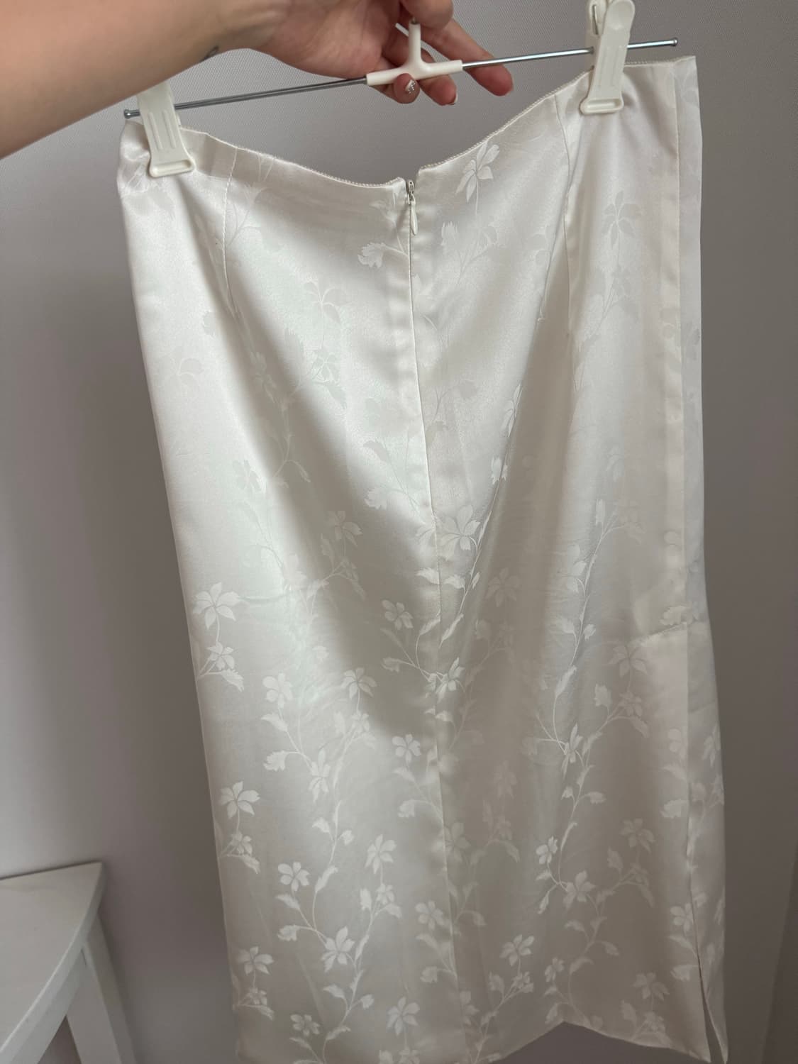누아누 Dahlia Skirt Ivory 스커트 팔아요 상품이미지3