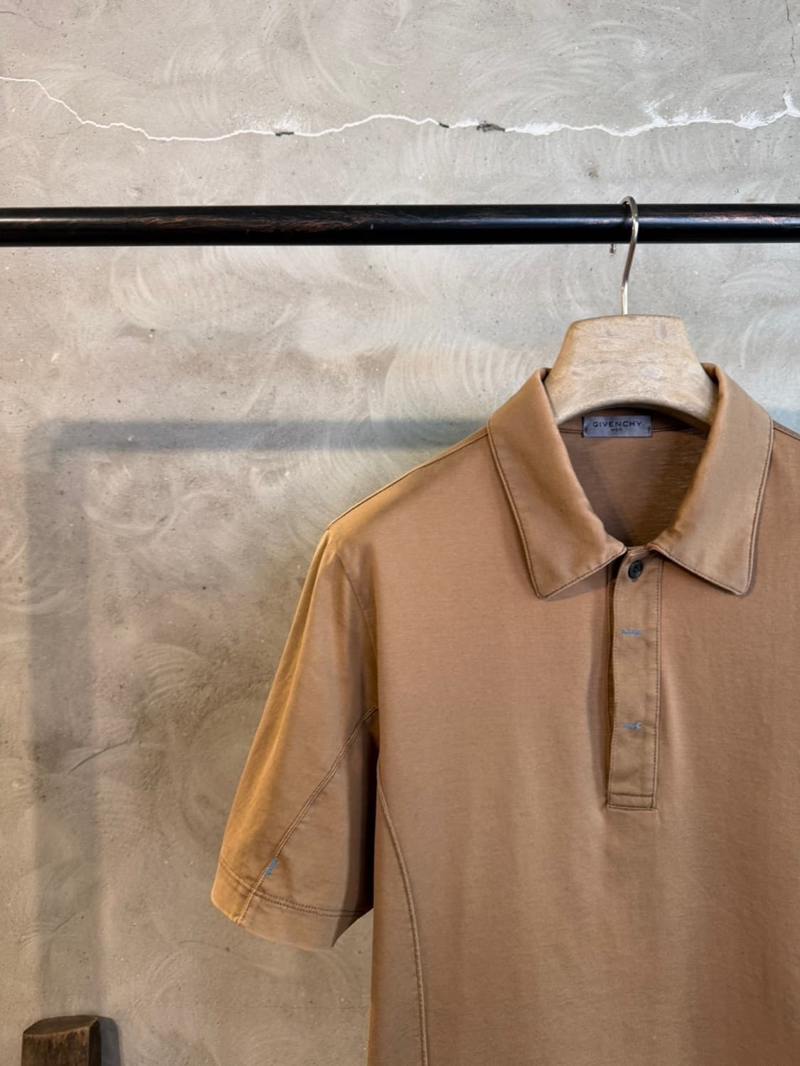 지방시 칼라넥 티셔츠 100 상품이미지5