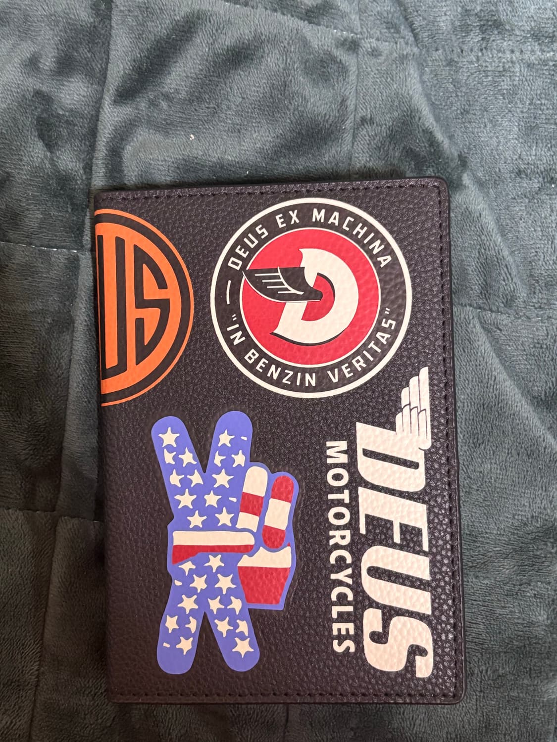 데우스 여권 케이스 상품이미지3