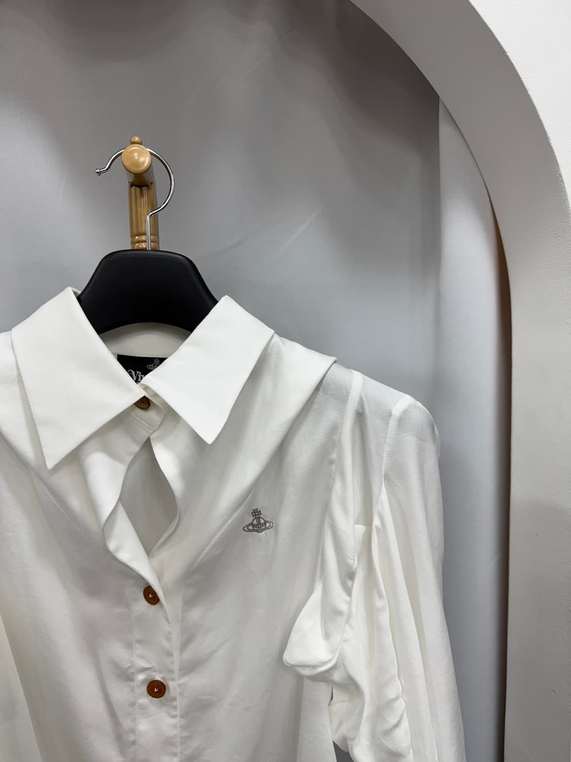 백화점판 비비안웨스트우드 셔츠 38사이즈  상품이미지2