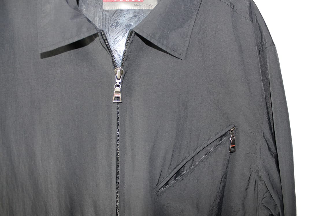 (예약중)2000s PRADA SPORTS 프라다 테크니컬 자켓 상품이미지3