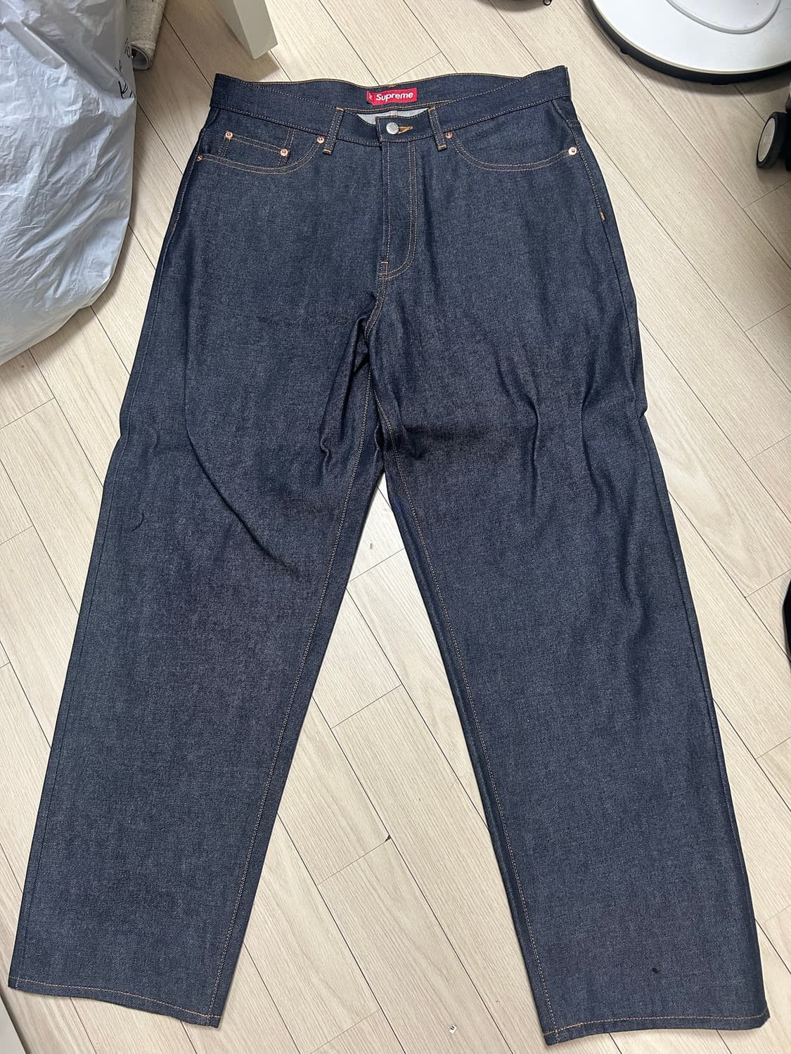 슈프림 24ss 배기 셀비지 데님 34 새상품 상품이미지2