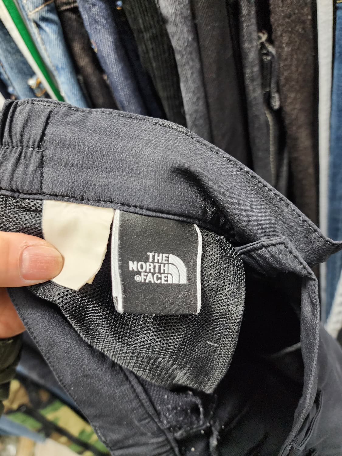 노스페이스 VECTOR 시리즈 블랙 카고 반바지 상품이미지5