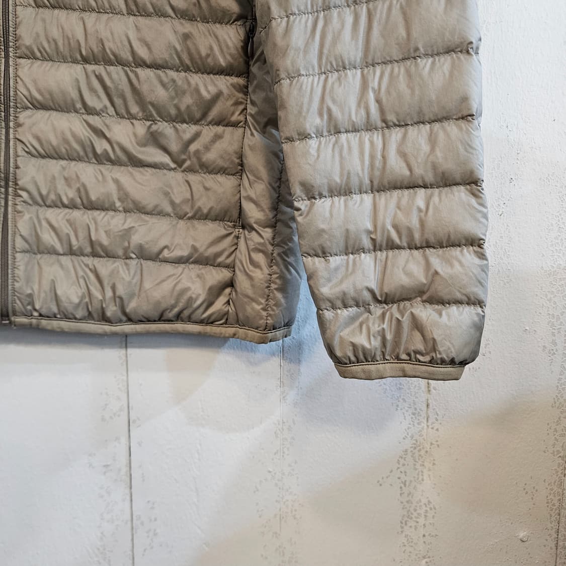 유니클로 경량패딩 점퍼 100 그레이 상품이미지4