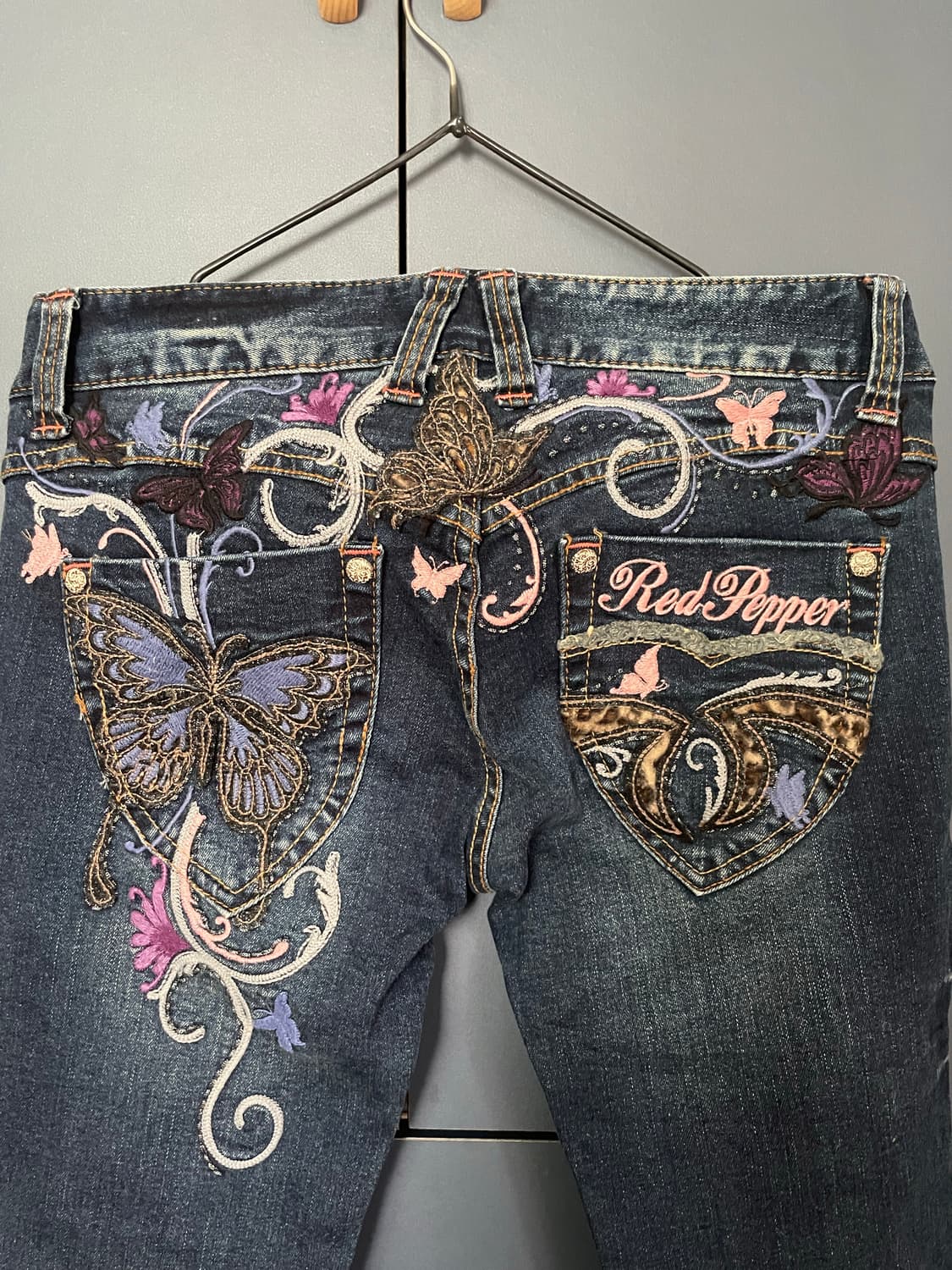 레드페퍼 워싱 y2k 그런지 나비 자수 패치 스키니진 상품이미지1