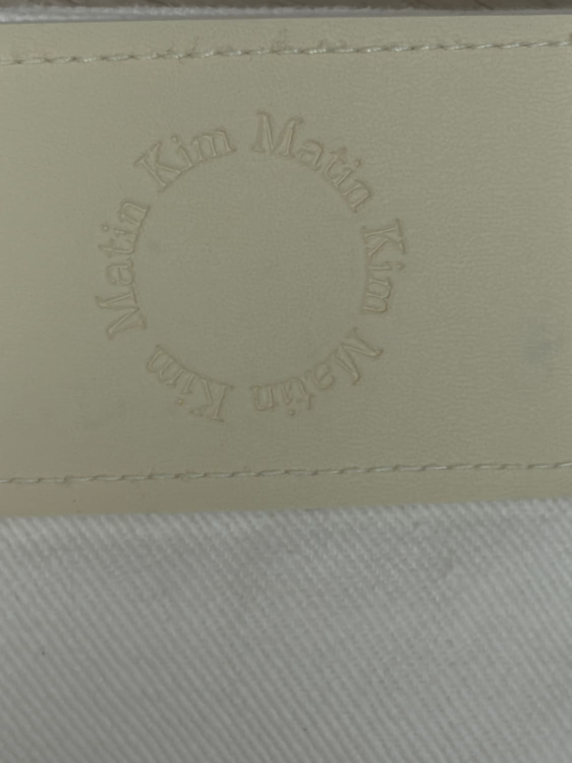 마뗑킴 화이트 코튼 팬츠 상품이미지4