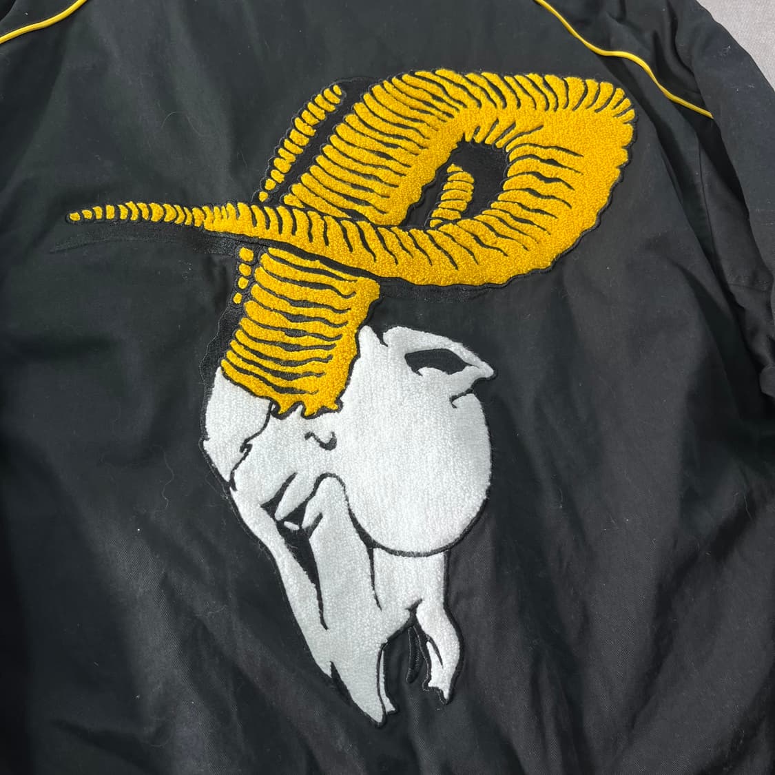 105 팔라스 22ss 코트 바시티 자켓 상품이미지7