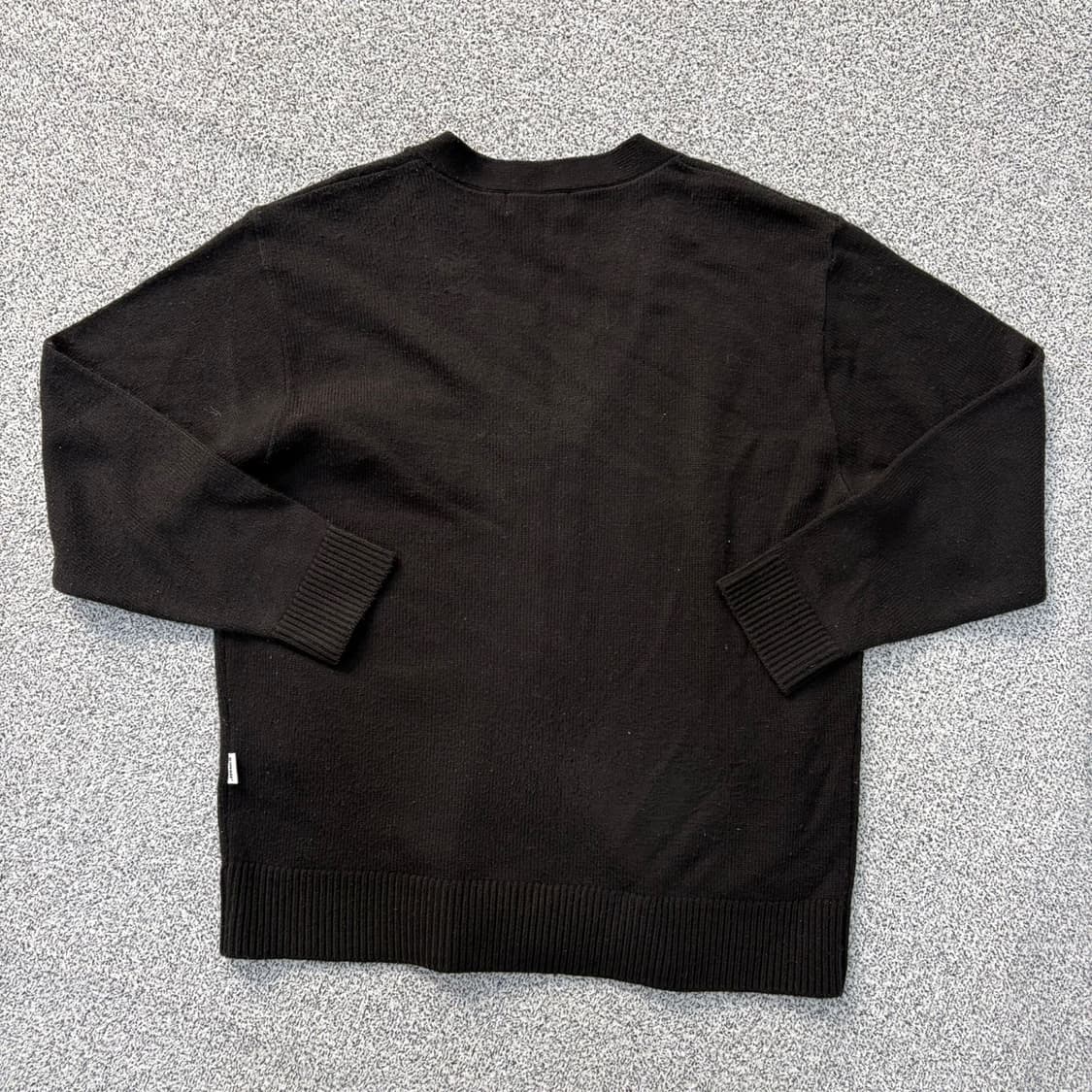 1 키르시 남성 앵두 로고 가디건 0324J 상품이미지3