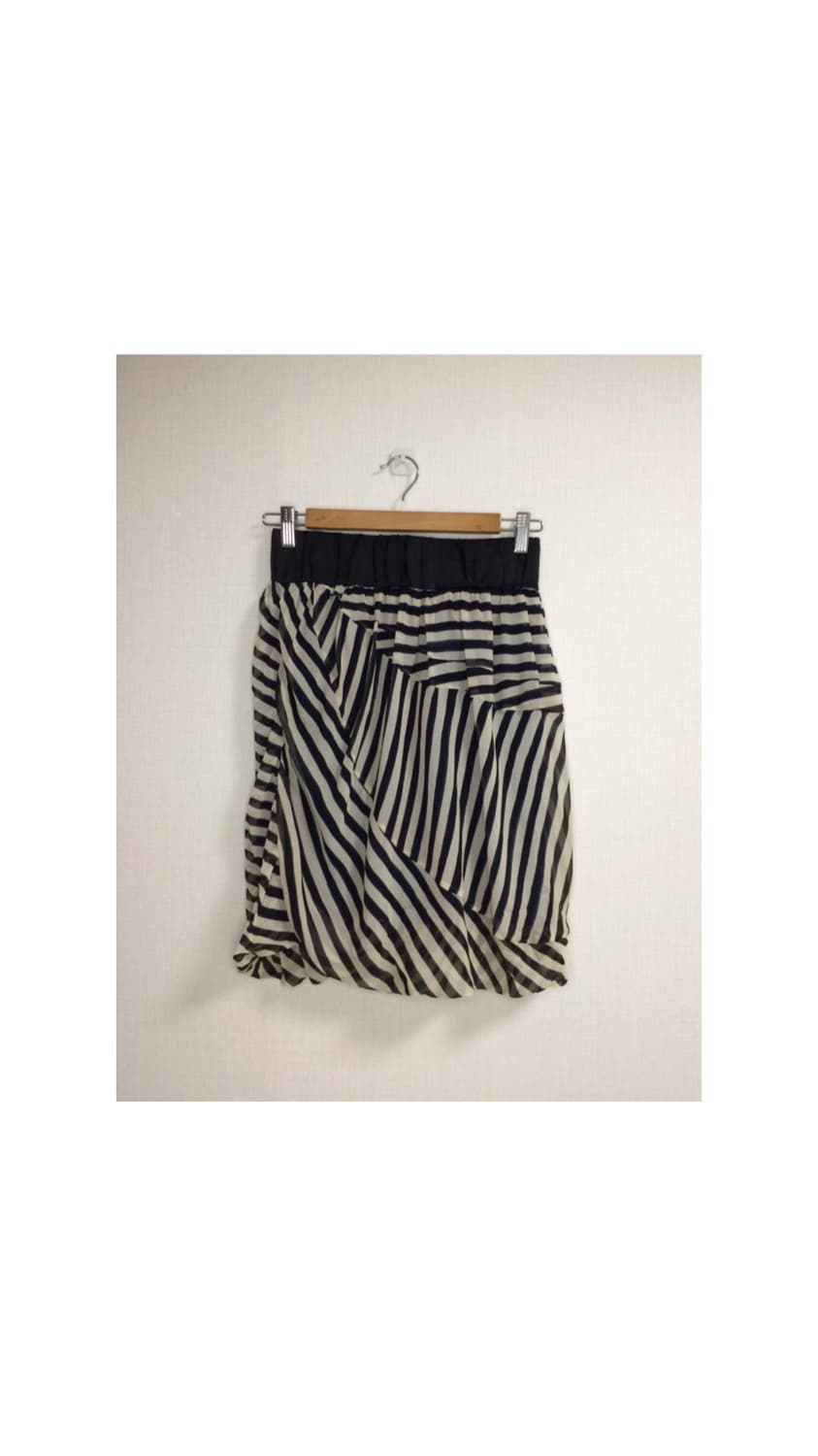 츠모리 치사토 스트라이프 벌룬 미디 스커트 상품이미지1
