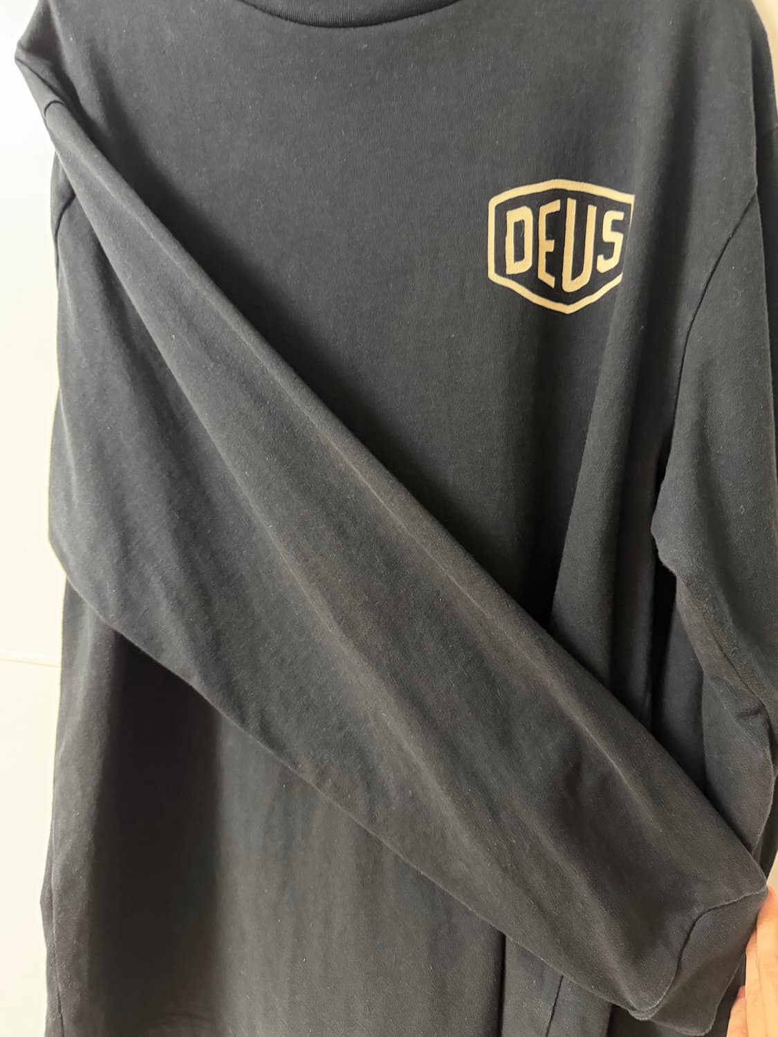 데우스 롱슬리브 L사이즈 서울 컬리지 어드레스 블랙 상품이미지3